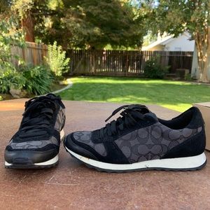 Coach tennis sneaker black signature size 8 mason